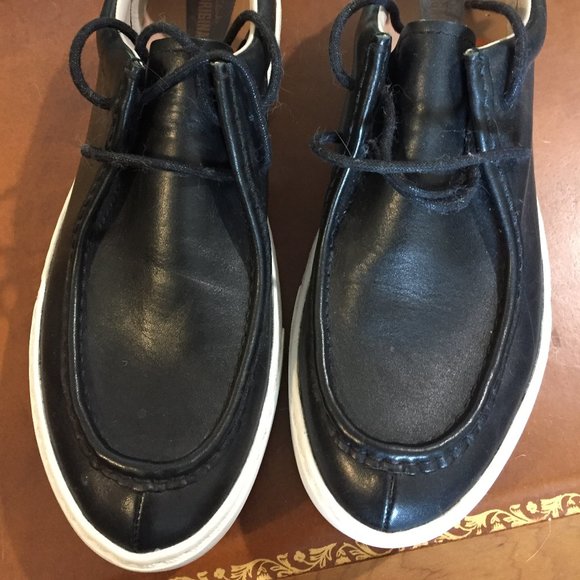 CLARKS LEATHER LOAFER SHOES SIZE 9.5 - Picture 2 of 7